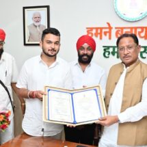 CM Vishnu Deo Sai Felicitates President’s Award Winners Devashish Makhija and Mantript Kaur