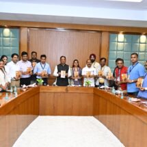 CM Sai Releases Travelogue on Gujarat Visit by Women Journalists