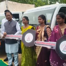 CM Sai Hands Over Tata Magic Vehicles to Women SHGs, Boosting Rural Livelihoods and Connectivity