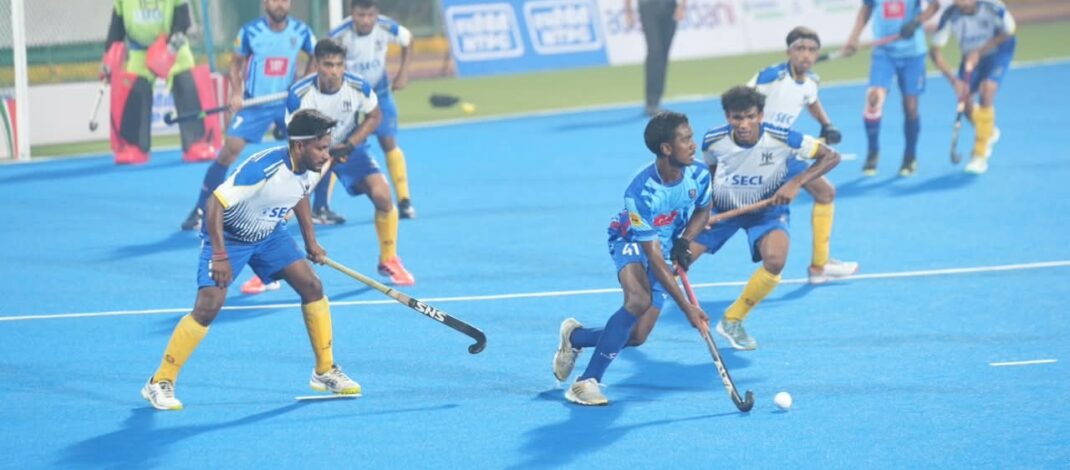 Nyaydhani Knights Beat Rajdhani Royals 2-1 in Chhattisgarh Hockey League Opener